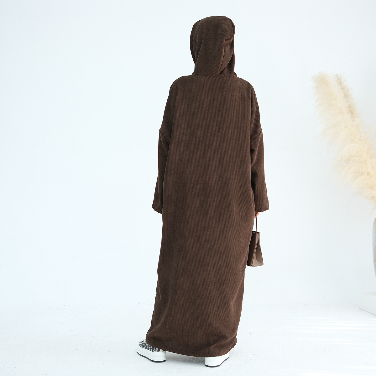 Nour Corduroy Hooded Abaya – LY75